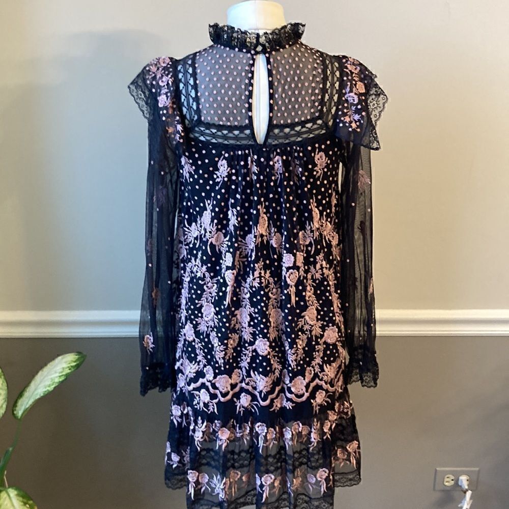 Needle & Thread Dress   - Picture 4 of 7